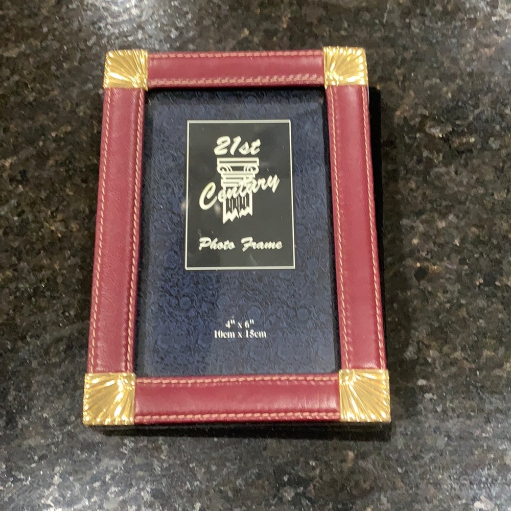 New 72 picture photo album holds 4”x6”
